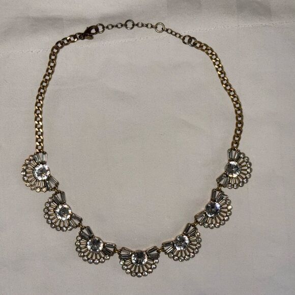 Elegant Silver Necklace with Crystal Accents - Picture 2 of 11